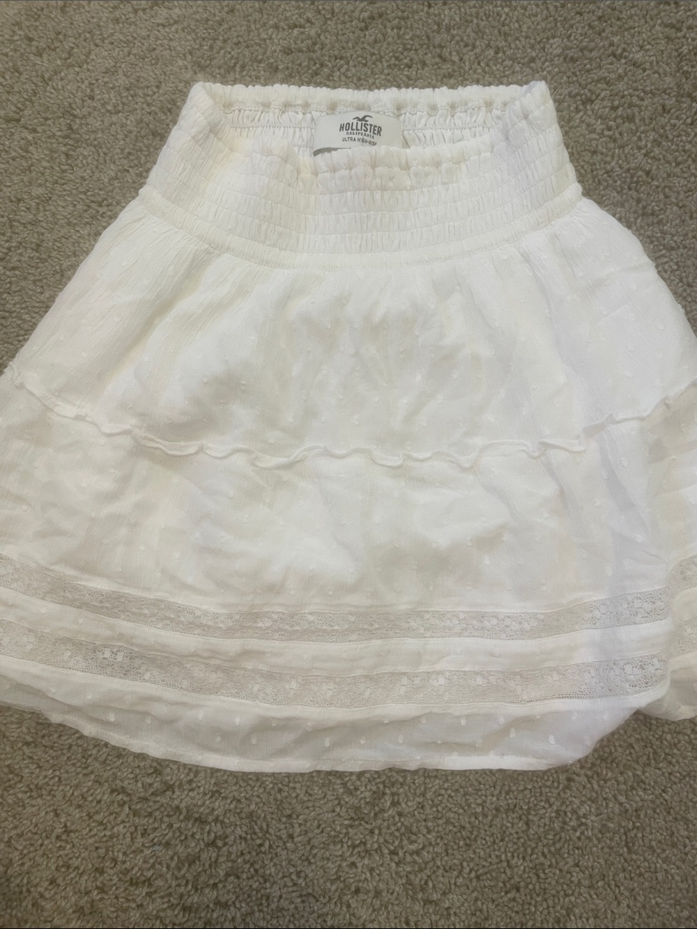 Hollister White Tiered Lace & Swiss Dot Smocked Mini Skirt